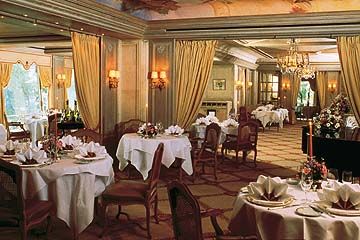 Koenigshof Hotel 5*