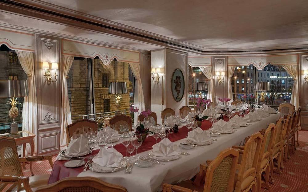Koenigshof Hotel